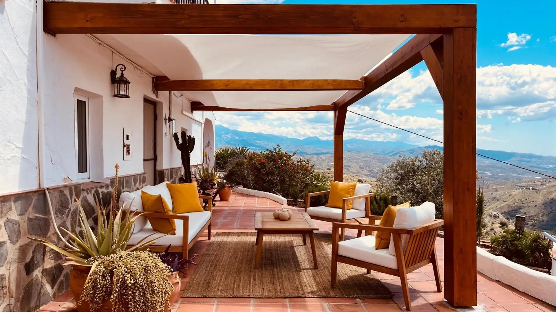 Casita Comares - Bed And Breakfast - La Alqueria - Comares - Malaga 0*,